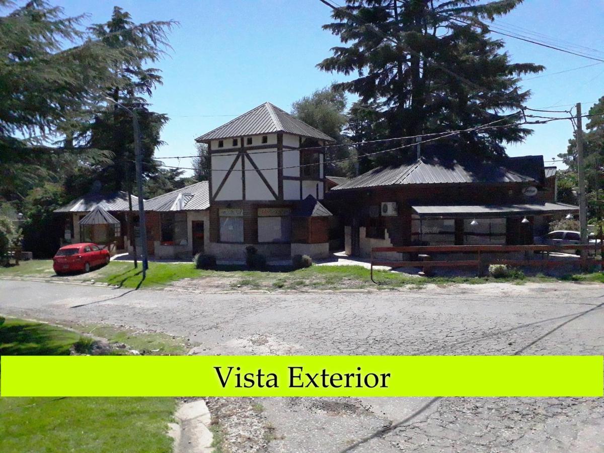 Sierra Suites Сьєрра-де-лос-Падрес Екстер'єр фото